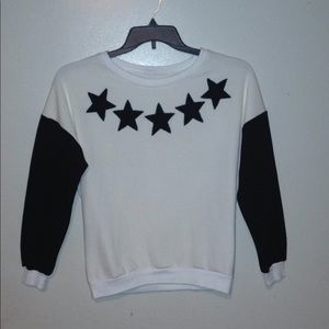 Black and white sweater top.